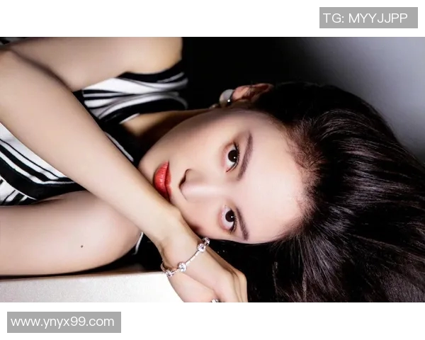 蛇姐足球明星拼接壁纸带你领略绿茵场上的激情与魅力尽在眼前